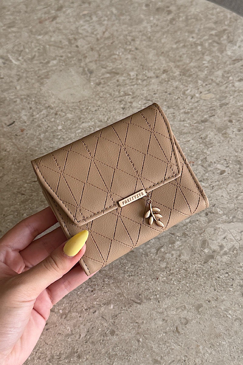 Nellie – Light Brown