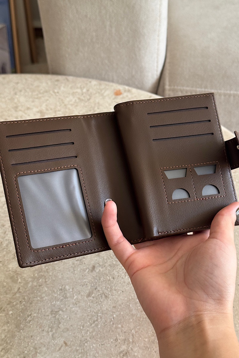 Tilly + Card Holder – Brown
