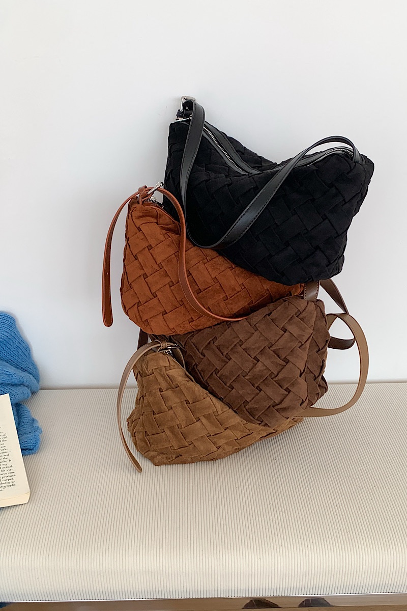 The Knot Suede - Black