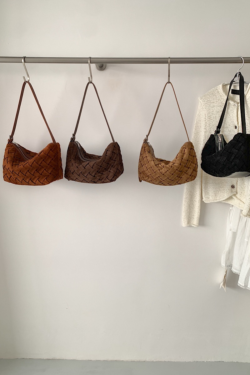 The Knot Suede – Black