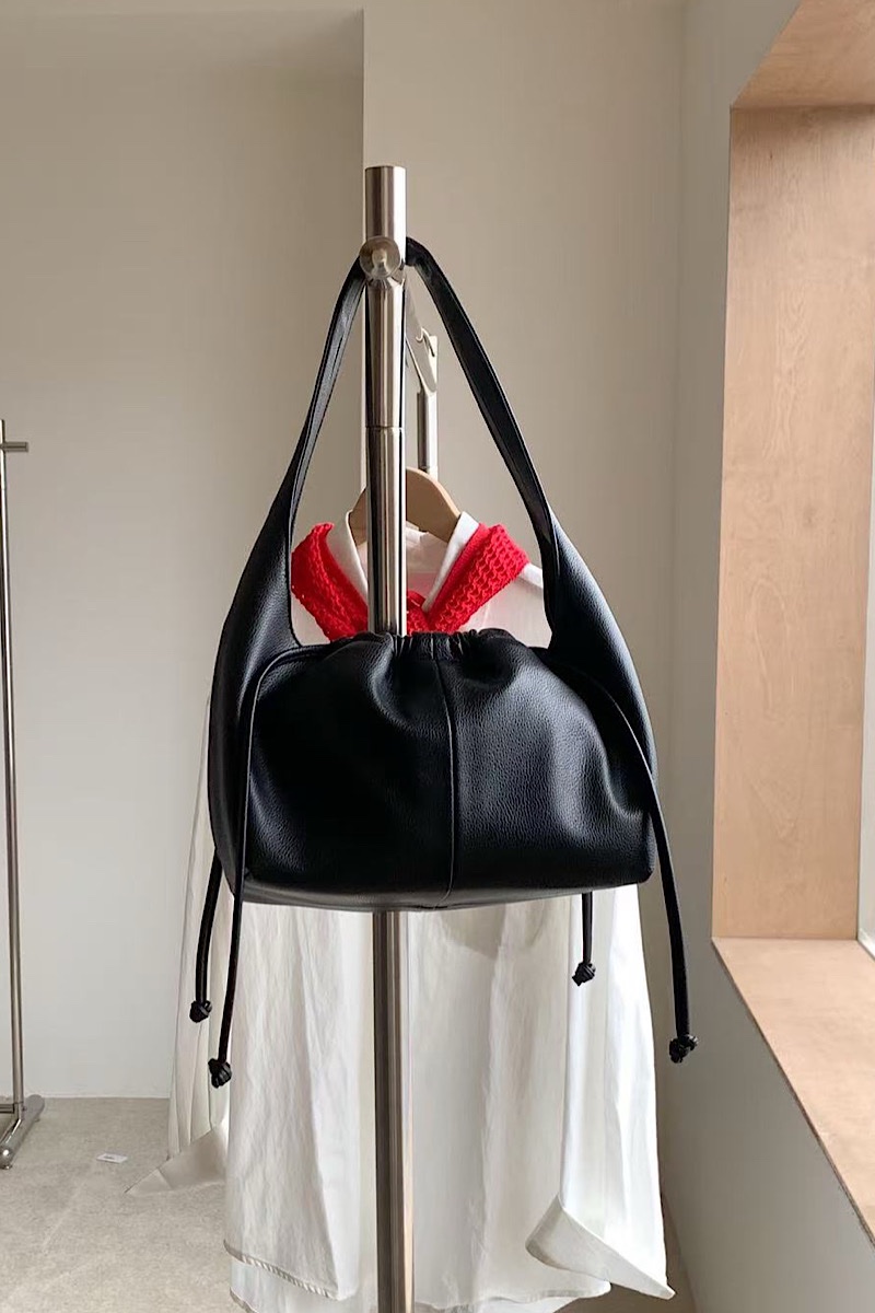Sunday – Black