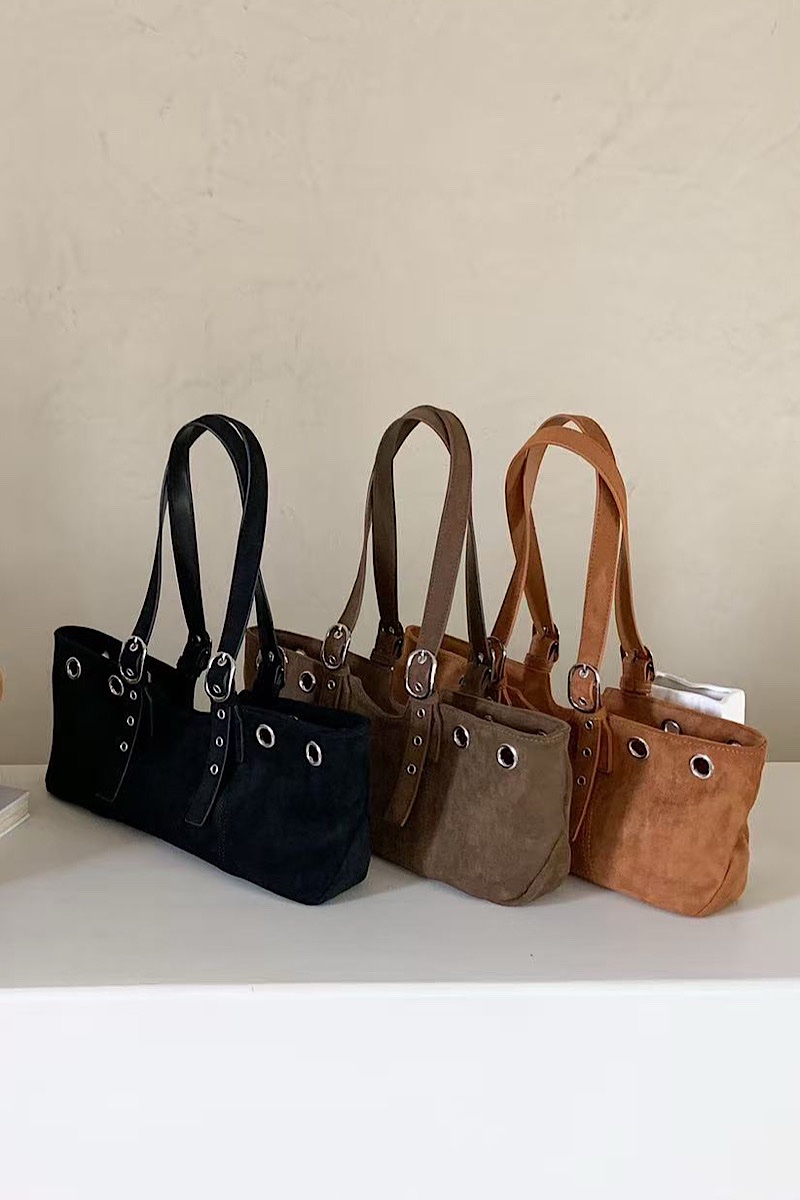 Savanah Suede – Black