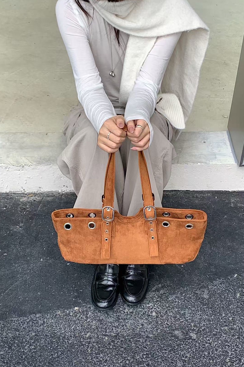 Savanah Suede - Camel