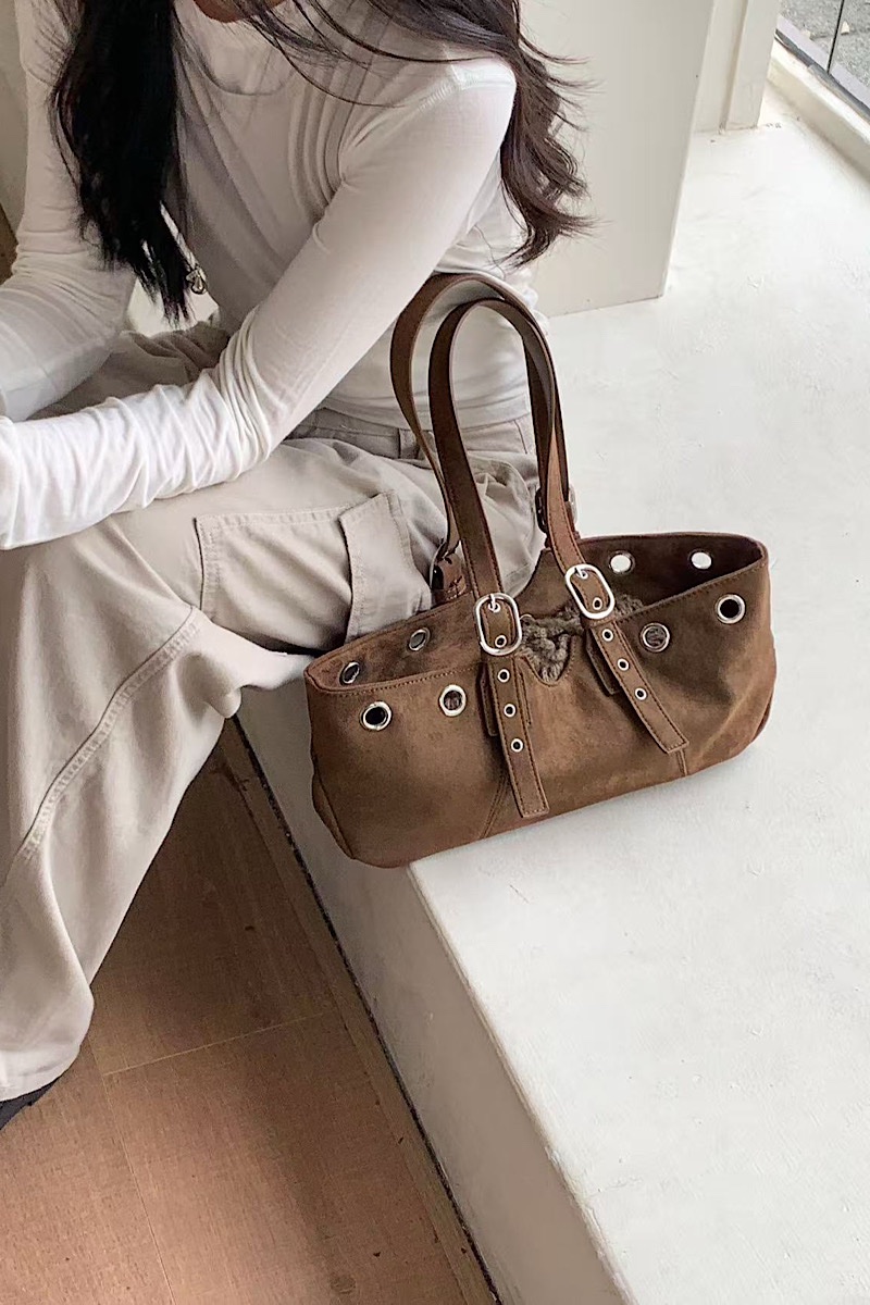 Savanah Suede - Brown