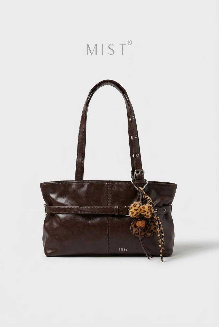 Toffy + Charm – Brown